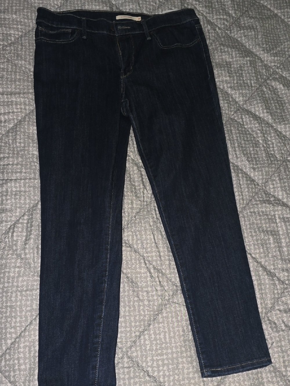 Levi's Women's Skinny Jeans - Dark Blue Wash